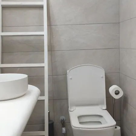 Nora Norita 3* Μπατσί