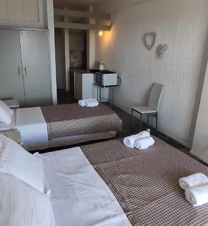 Ξενοδοχείο με διαμερίσματα Nora Norita