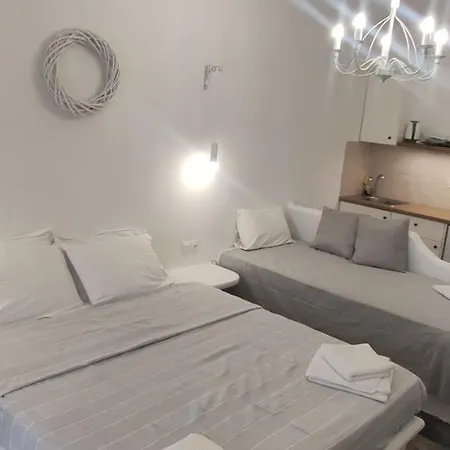 Nora Norita Apartahotel Batsi